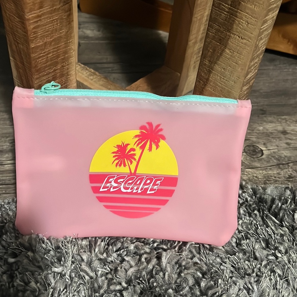Ipsy makeup bag